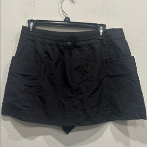 Zara Black Cargo Skort Nylon Women’s medium black pockets sporty athleisure